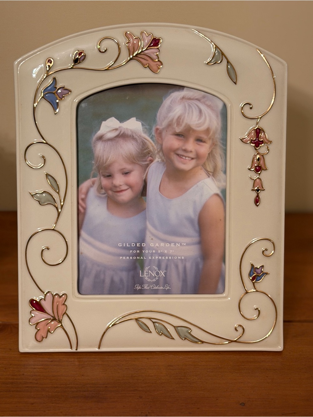 Lenox Gilded Garden Floral Picture Frame 5 x 7 / Never Used / In Original Box